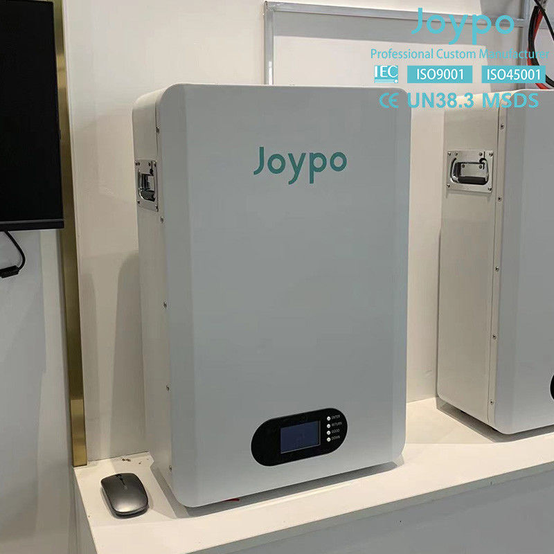 Bateria recarregável Joypo montada na parede 5KWH 10KWH LiFePO4 para armazenamento de energia solar